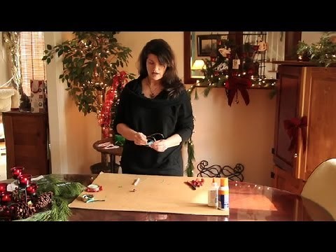 How to Make Gold Wire Ornament Hangers : Ornament Crafts