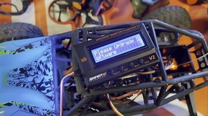 You ever get this message when trying to program a Shiny new Smart ESC? Well for this week’s #techtiptuesday we want to show you how easy it is to update you Spektrum Smart ESC Programmer Box. Check out the tutorial video here - https://youtu.be/2Qj3P3NrMM8 #Spektrum #SpektrumRC #TechTip #spektrumsmarttechnology #horizonhobby | SpektrumRC