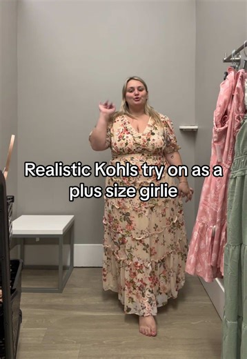 Hey so like can we just bring the extensive sizing in store? Thanks 🙃 #fashion #plussize #tryon #fyp