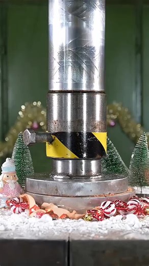 #ASMR #satisfying #asmrsounds #broken