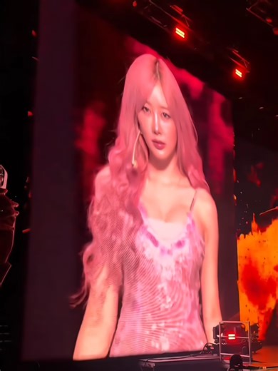 Model Rambut Ala Giselle di Aespa