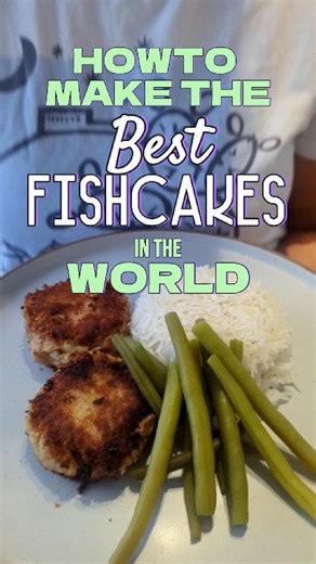 How to make the BEST FISHCAKES in the world!! Get the recipe @ saintcooks-dot-com #fishcake #fishcakelovers #cookingfun #sthelenaisland #saintcooks | Saint Cooks