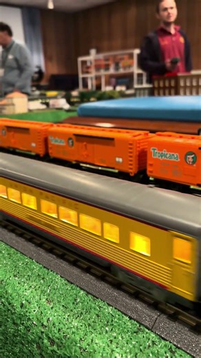 (5/9/2026) Burlington Train Show MTH O Gauge UP #4014 passing by