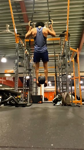Ring pull up 5kg for 5 sets and dienst 30 kg for 5 sets ##pullup #dipbar #calistanics #crossfitbox