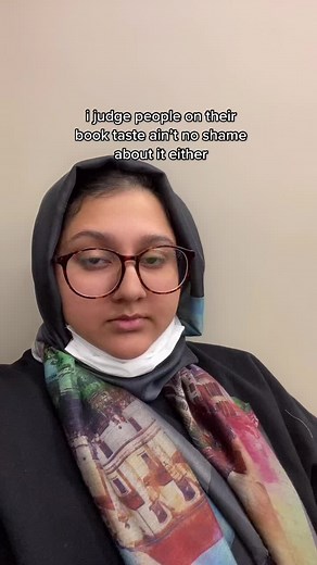 like i’d be friends with someone reading about WW2 tf? #bookishicks