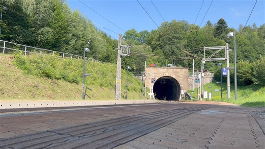 7/18/2024 - 18th July trains at Wolfsbergkogel halt, Semmering Austria. This is on the Semmeringbahn the world’s first mountain railway. | BP and Riversong Railway Photography
