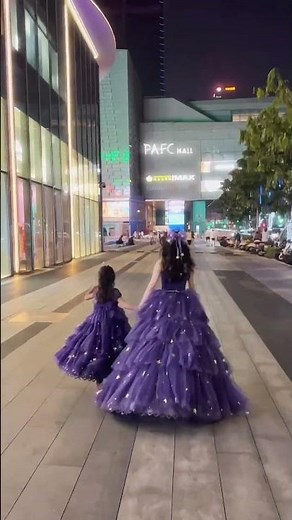 Beautiful Stylish Dresses | Cute Two Girls Fashion Video