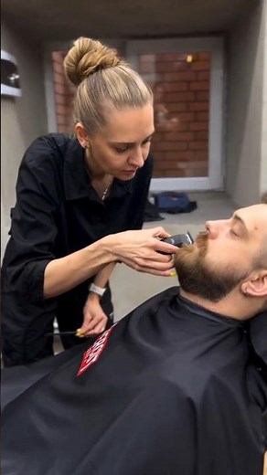 💖Time to Headshave! Beautiful BARBER is Back #shorts #haircut