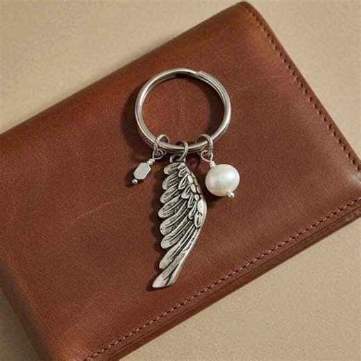 Angel Wings Keychain Silver Jewelry Gifts Guardian Angel Pearl Jewelry Lost Loved One Gift for Family Feather Bag Charms and Keychains - Etsy