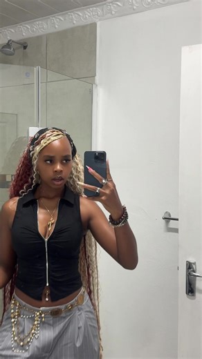 Stunning Christmas Outfit Ideas for Everyone