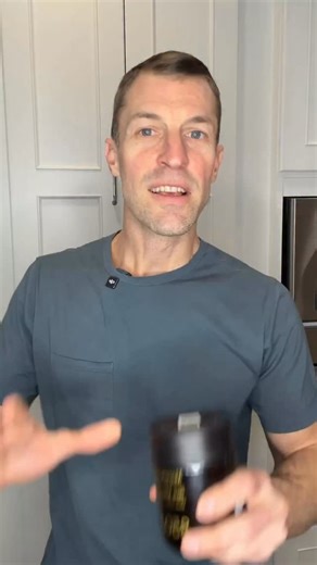 Stop thinking of honey as “just sugar.” If it’s not Mānuka, you’re missing what makes it functional. Mānuka contains MGO—a naturally occurring compound linked to its unique antimicrobial properties. Translation: this is food with a purpose, not just a sweetener. You can try my favorite Mānuka honey by going to MANUKORA.com/AXE, or just comment ‘MH’ and I’ll send the link straight to you. #manukahoney #manukorapartner #immunesupport #holistichealth #guthealth | Dr. Josh Axe