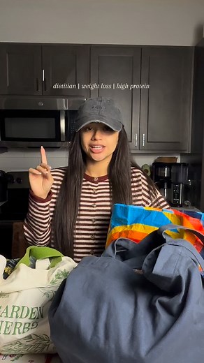 What $99 got me from Kroger as a dietitian that has lost 40lbs who focuses on high protein meals without the restrictive dieting! 🛒🤍🤭 Follow @dietitiankacey for more healthy grocery hauls, nutrition / weight loss tips and health and wellness content 🌿 • • • • #groceryhaul #kroger #krogerhaul #krogergroceryhaul #wellnesscreator #groceryshopping | Kacey Gonzalez