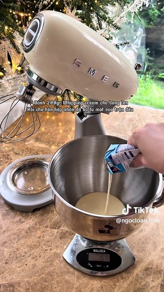 Phần 1. Cuối tuần cùng những chiếc bánh su nhân kem custard màu hồng xinh xắn 😍 #ngocloantran #banhsukem #christmascake #lambanh #trending