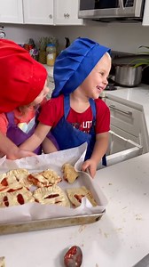 363K views · 10K reactions | Strawberry strudels | CookingwithSammy | Facebook