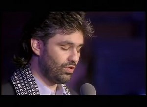 Andrea Bocelli - Con Te Partiro (Live From Piazza Dei Cavalieri, Italy : 1997)
