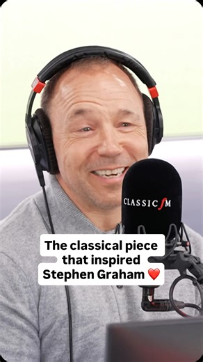 Stephen Graham sent Erin Doherty a piece of classical music to sum up his character in ‘A Thousand Blows’. He told Jonathan Ross that Max Richter’s ‘On the Nature of Daylight’ was the musical representation of Sugar Goodson. Hear the full interview tonight on Classic FM. 📻 Classic FM at the Movies with Jonathan Ross | Saturday 17 January, 7pm | Classic FM