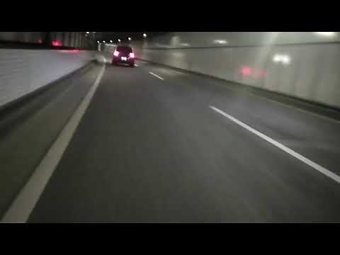 ‎Japanese guy yelling in a tunnel