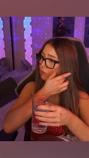 Boys help me out, do y’all actually have these! 😳 #youtube #twitchfails #twitchclips #funnyvideos #pickuplines #mikaylah #streamer #GamerGirl #mikaylahAu #twitchmoments #twitchstreamer #tiktok #jokes #twitchgirls #twitch | Mikaylah Au