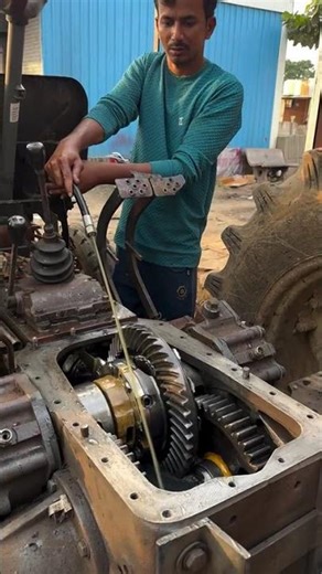 Rear differential fluid ✔️change after adding oil 🛢️ #automobile #engine #butifyoucloseyoureyes