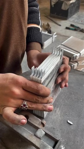 Understanding Mechanics of Electronics