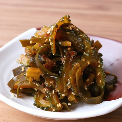 ゴーヤと昆布の甘辛煮 作り方・レシピ | クラシル