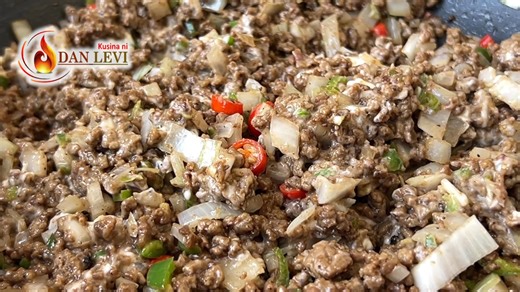 Paano magluto ng mabilisang BEEF SISIG RECIPE | Ulam Pulutan Recipe Ingredients: Ground beef - 600 grams Cooking oil - 2 tbsp White Onion - 1 large size Chopped Green chili - 4 pieces Red Chili - 3 pieces Calamansi extract - 4 tbsp Liquid seasoning - 2 tbsp Crashed Black pepper - 1 tsp Soy sauce - 2 tbsp Mayonnaise - 2 full tbsp Liver spread - 1 small can Butter - 2 grams Fresh Egg - 1 piece #beefsisig ##sizzlingbeefrecipe #beefsisgrecipe | Kusina ni DAN LEVI