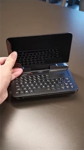 World Smallest 6 Inch Screen Laptop | GPD Micro Pc #shorts #minipc