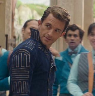 Jonathan Bailey reveals he has a naked Wicked set photo
