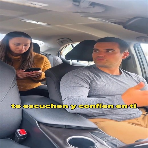 ¿Quieres causar una impresión duradera? 🤔 Vocal Image te ayuda a hablar con confianza y convertir cada conversación en una actuación cautivadora. ¡Pruébalo ahora! | Vocal Image: Speech Training App