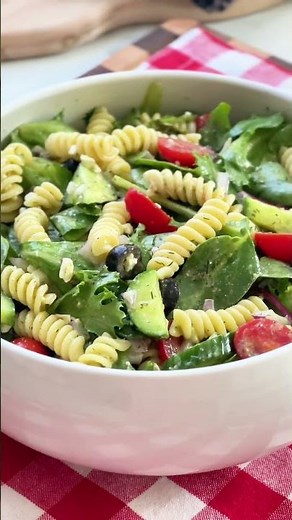 Healthy Greek pasta salad for July 4th BBQ