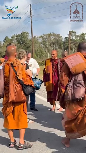 Venerable Buddhist monks walking for World Peace in USA. Such a beautiful and heart touching video of American people love to see them walking. #Highlights | Buddhism For World Peace And Humanity