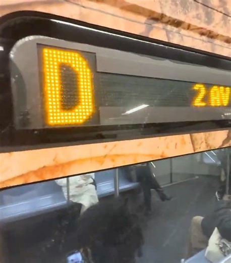 R160 D Train To 2nd Ave, It Was Conquested