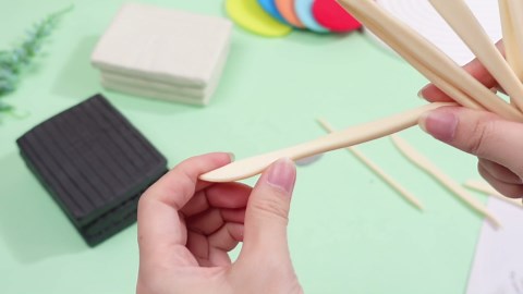 2 Pack Non Drying Oil Based Modeling Clay 4 Pounds with 15 Pcs Pottery Sculpting Tool Set Non Hardening Reusable Sculpting Clay for Craft Projects for Beginners Artist(Black)