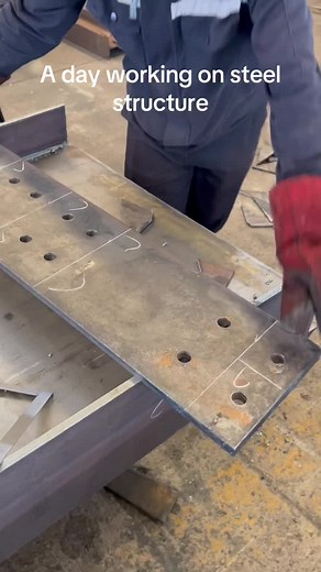 Working on Steel Structures: Insights and Processes