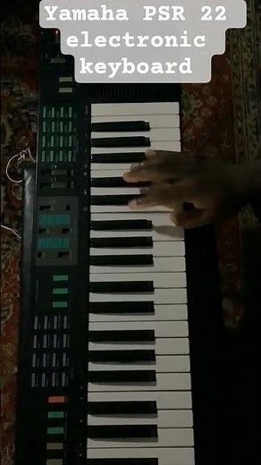 Yamaha PSR 22 electronic keyboard