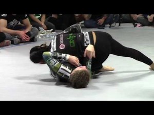 Hardcore girl fight!!!!!!!