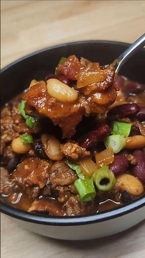 The Best One-Pot Cowboy Baked Beans!