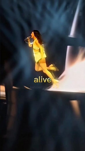Katy Perry’s Nirvana performance at The Lifetimes Tour 💛
