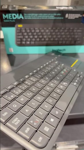 Logitech K400 Plus wireless Touch Keyboard - Quick Look! #summeronshorts #shorts