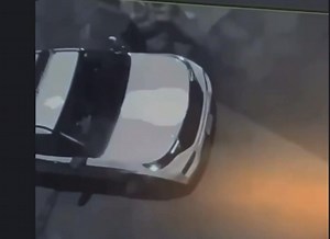 22K views · 289 reactions | SECRET SERVICE CAT FIGHT | Two female Secret Service agents got in a fist fight outside Barack Obama’s D.C. home because one of them was late, RealClearPolitics reports. This occurred just moments after one agent told her supervisor she was going to “whoop this girl’s a##.” | Kevin Steele | Facebook