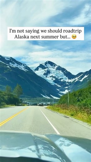 Road tripping Alaska MUST be on your bucket list!