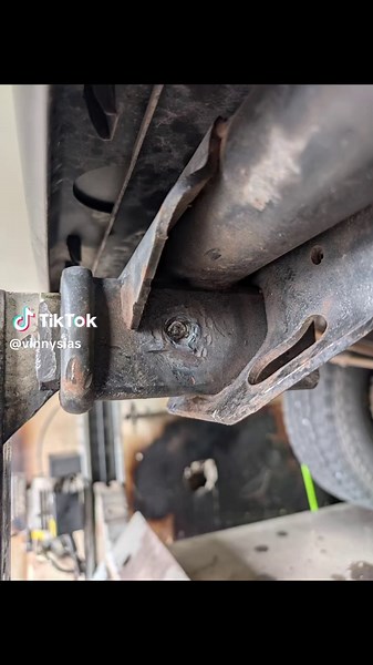Removing a Truck Hitch: Tips from a Technician