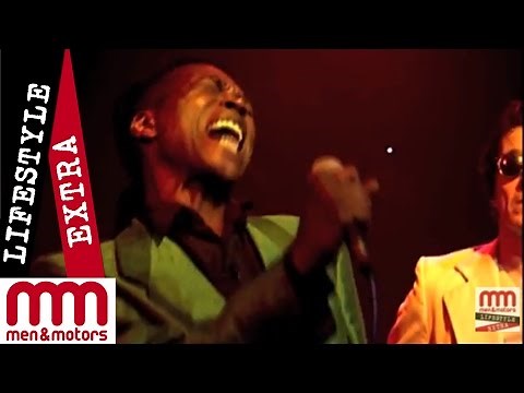 Colin Young of The Foundations performs their No. 1 Hit "Build Me Up Buttercup"