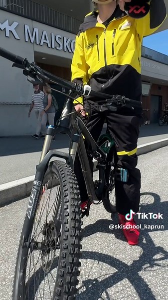 ski & snowboarding kaprun on TikTok