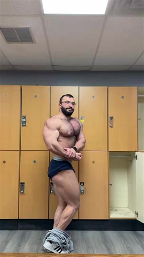 Mandatory poses just over 13 weeks out #bodybuilding #gym #muscle #bodybuilder #gymmotivation