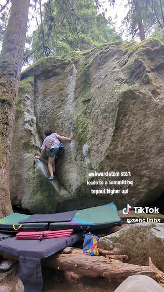 climbing outside is funny because one boulder will be tall and imposing when your standing under it, and be referred to by many as feeling insecure or scary for the grade (like the one shown) but actually end up feeling just fun and cool? and another imposing looking boulder can be described as, not as scary as it looks, and still make me sh!t myself 💩 #climbing #bouldering #squamish #Outdoors #sports