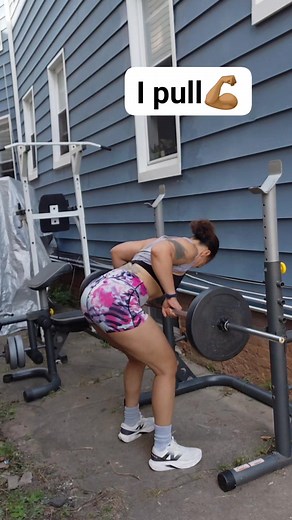 34 reactions · 19 comments | Working on that big back energy  #gymmotivation #buildingmuscle #workout | Rose Cannon | Facebook