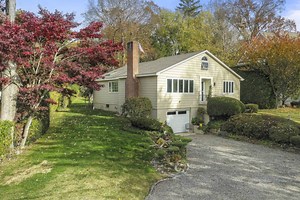 Westport Vacation Rental | Luke's Landing | STR LOS Discounts | Home Rental