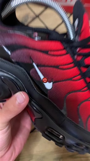 Conforto e Estilo com Air Max TN: Atitude no Máximo!