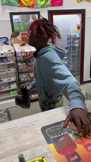 MOUSE PRANK ON MY CUSTOMERS #comedy #challenge #prank #prankvideo | Majorkeylife_Official